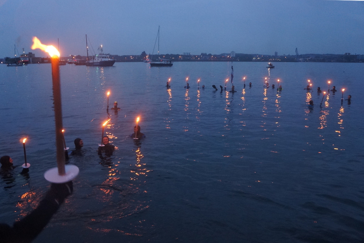 Fackelschwimmen Kieler Woche '19